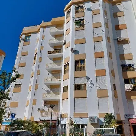 Apartment Happy House Quarteira